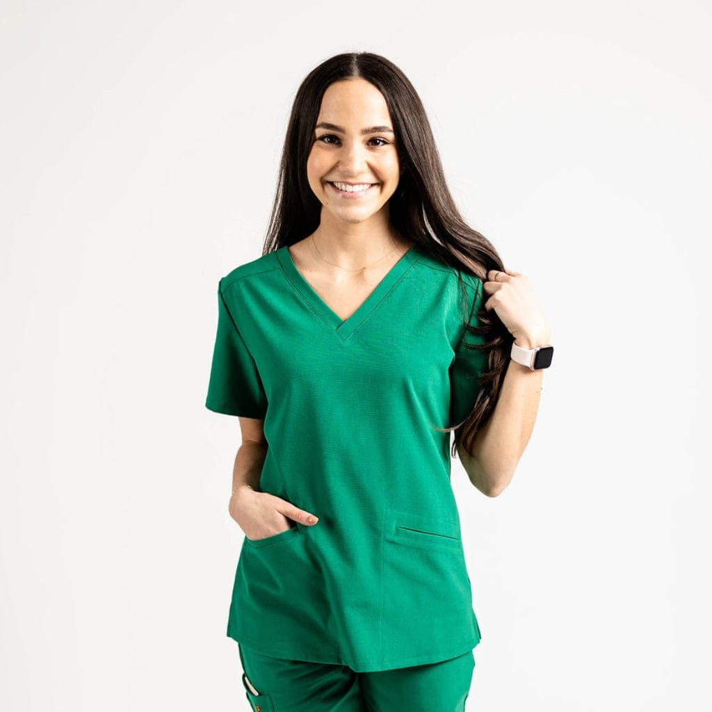 2 pocket scrub top hunter green